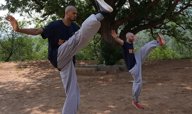 开云-😭文班：在少林寺练武每天踢腿1000多次 这辈子都没这么酸痛过