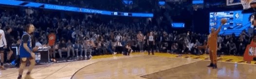 开云体育官网-乏善可陈菜鸡互啄！全明星扣篮大赛托平力压群熊