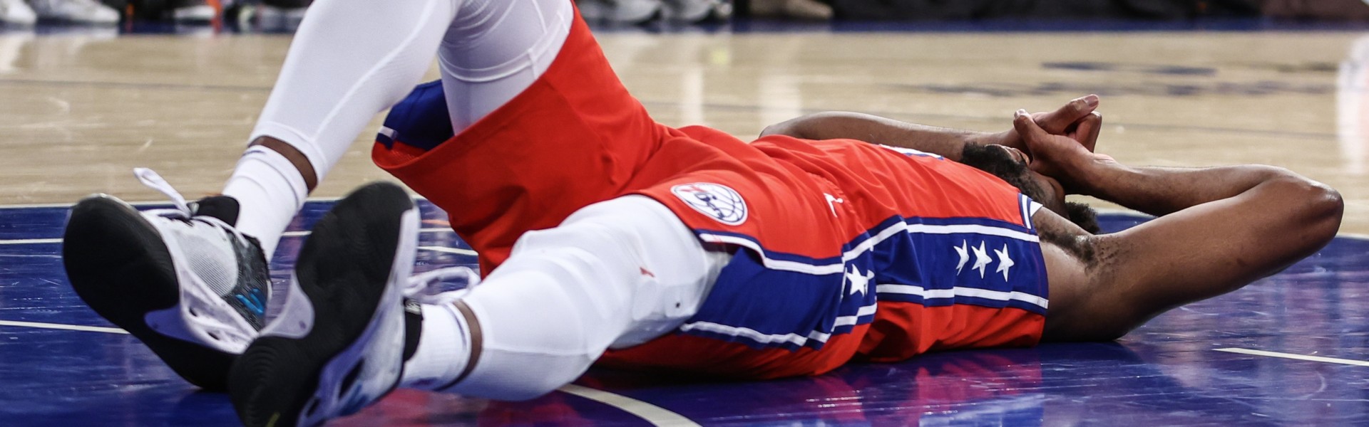 开云体育官网-恩比德谈膝伤：76人不想听我说话 我跟记者说需要手术是求救🆘